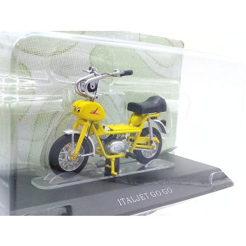 Italjet Go Go - skala 1:18 - Leo Models